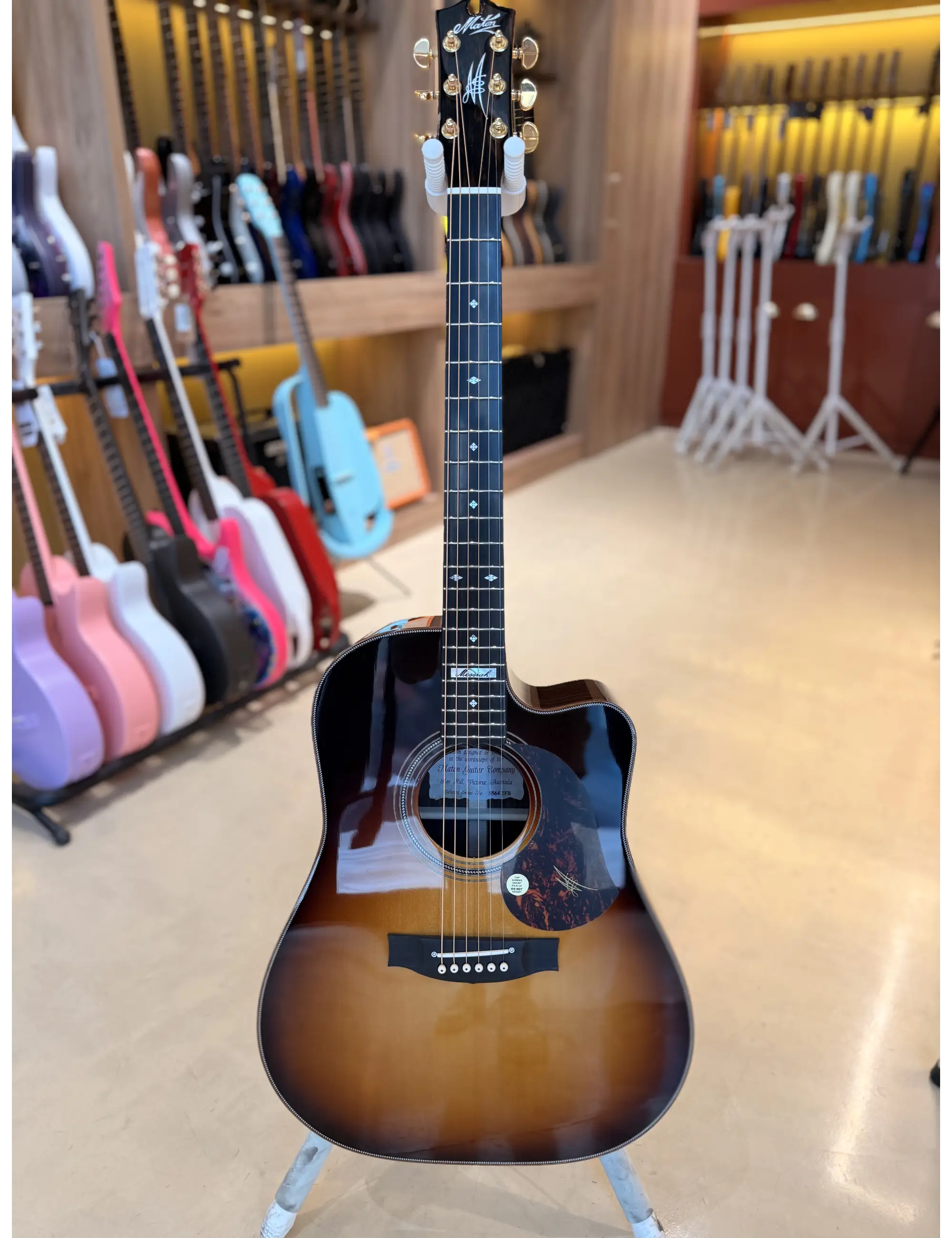 Maton EM100C TSB